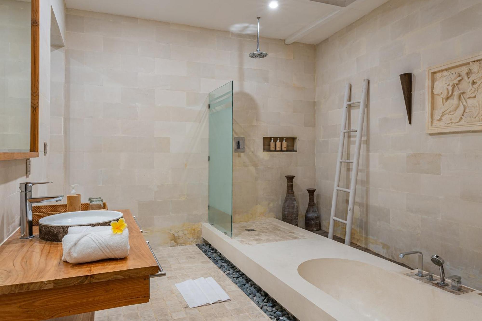 Luxury - Villa K - Central Seminyak エクステリア 写真