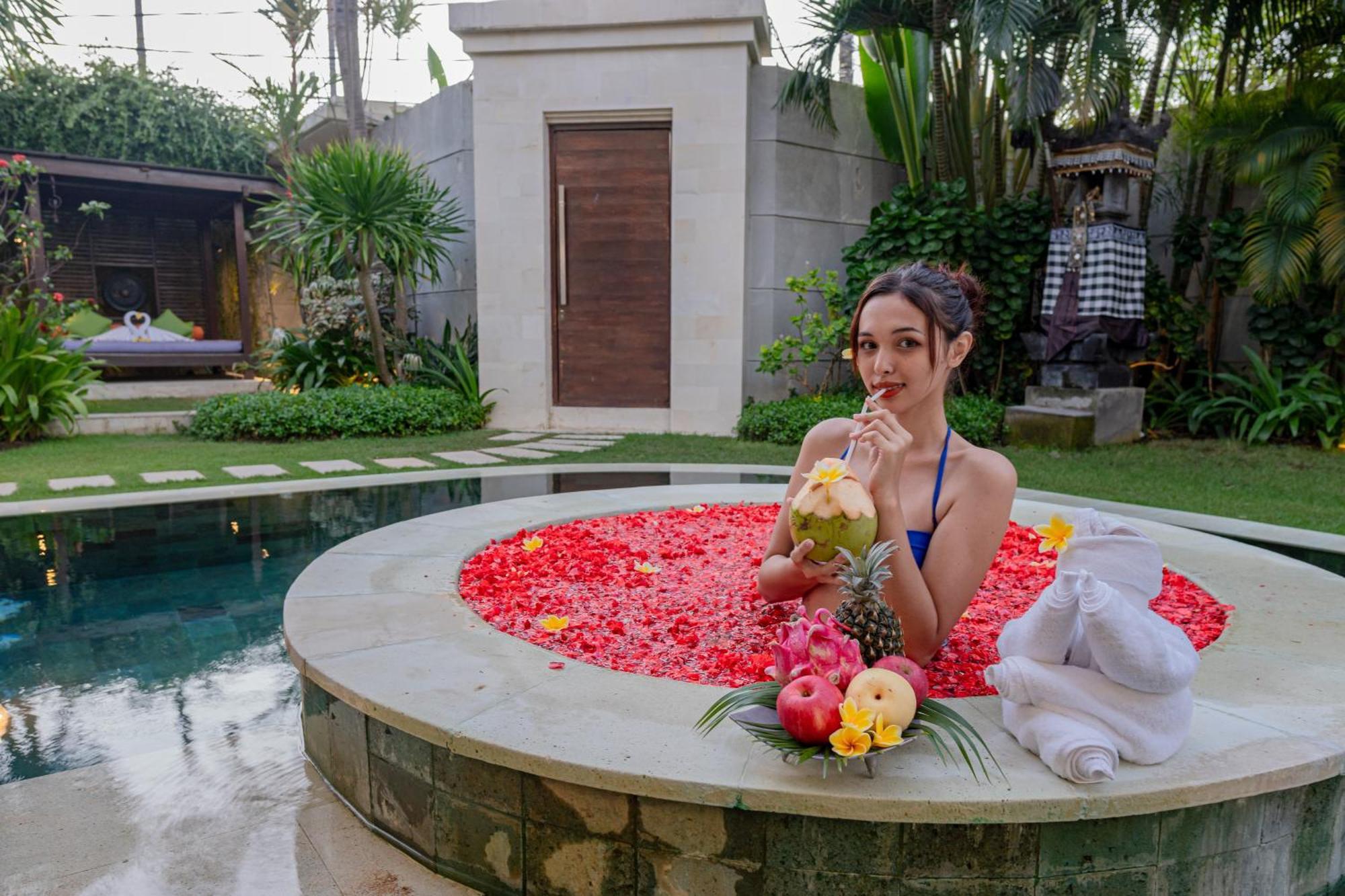 Luxury - Villa K - Central Seminyak エクステリア 写真